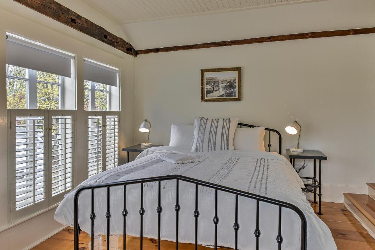 The Burrell House Hotel Кийн Екстериор снимка